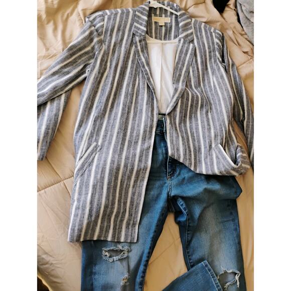 Gray And White Striped Linen Michael Kors Women's Blazer. Medium. Lightweight. - Picture 3 of 12